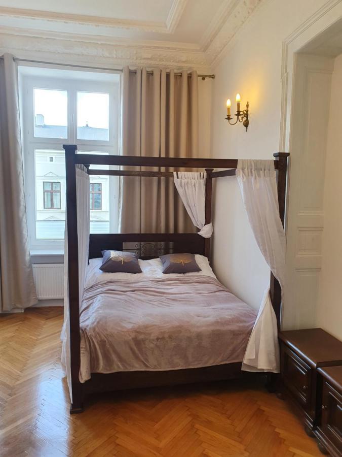 Prestige Aparthotel Piotrkowska 82 - Wyjatkowy Widok Na Deptak Łódź Eksteriør billede