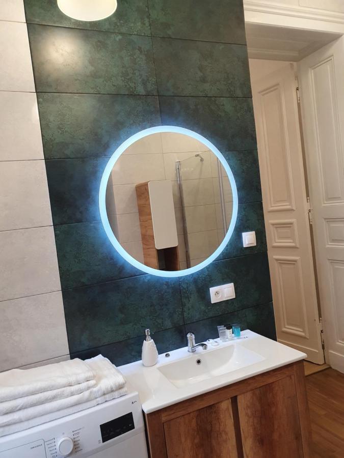 Prestige Aparthotel Piotrkowska 82 - Wyjatkowy Widok Na Deptak Łódź Eksteriør billede
